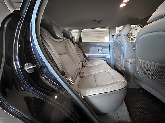 Kia Soul 12 of 30