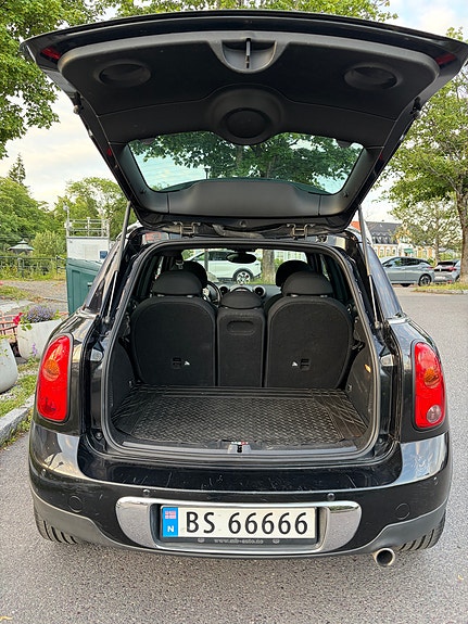 MINI Countryman Cooper D 10 of 24