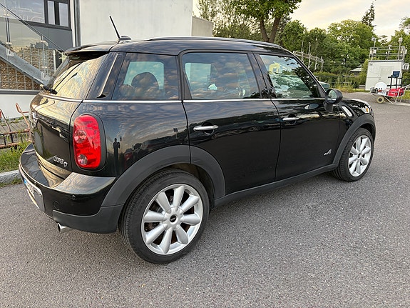 MINI Countryman Cooper D 7 of 24