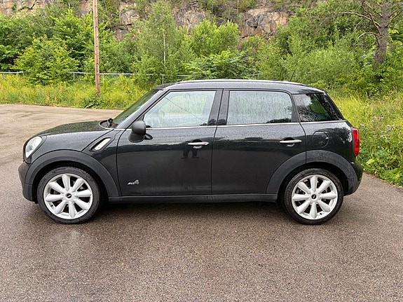 MINI Countryman Cooper D 5 of 24