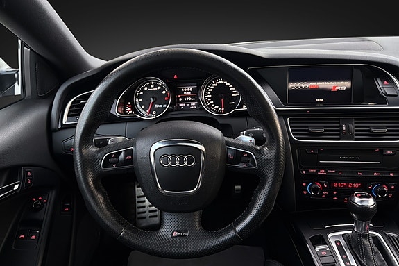 Audi RS5 12 of 22