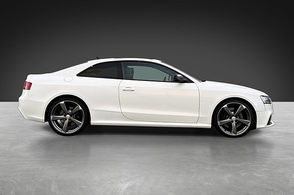 Audi RS5 4 of 22