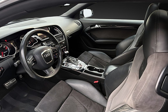 Audi RS5 10 of 22