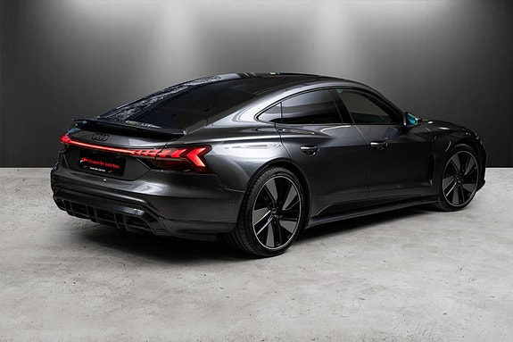 Audi e-tron GT 7 of 30