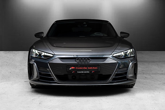 Audi e-tron GT 4 of 30