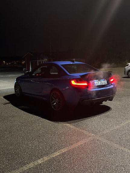 BMW M235i 4 of 17