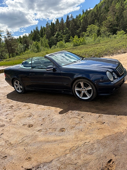 Mercedes-Benz CLK200 6 of 13