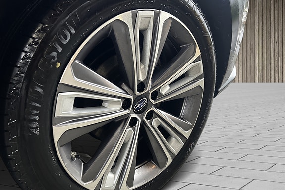 Subaru Solterra 8 of 17