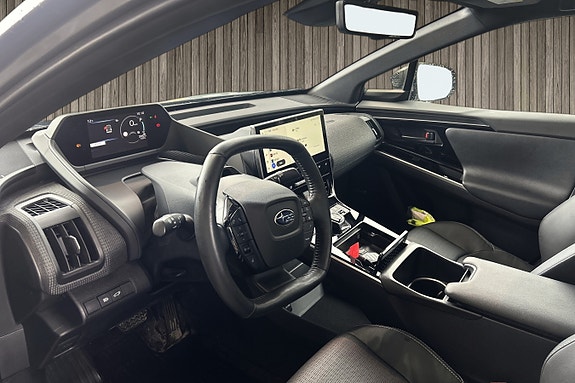 Subaru Solterra 10 of 17