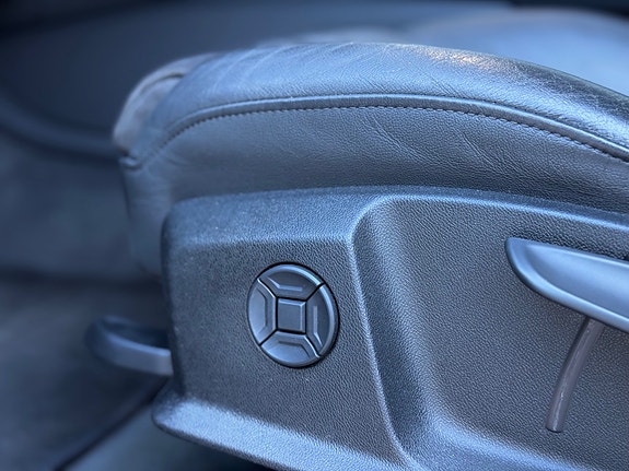 Audi e-tron 21 of 30