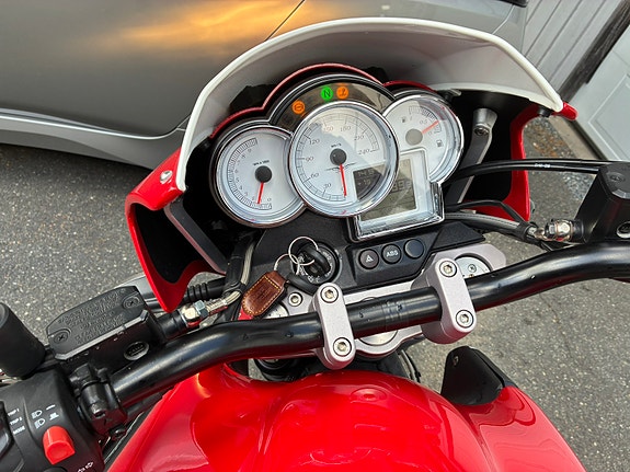 Moto Guzzi Sport 1200 Corsa 4 of 6