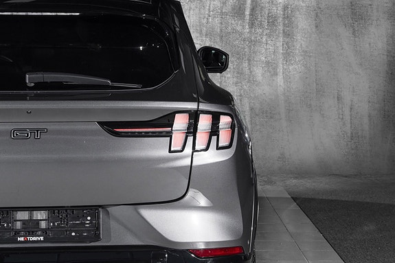 Ford Mustang Mach-E 8 of 25