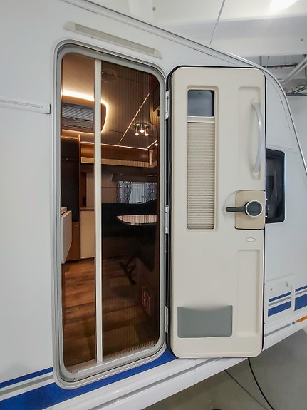 Polar 560  S Edition 16 of 21