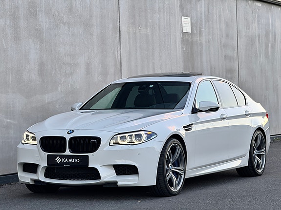 BMW M5 9 of 30