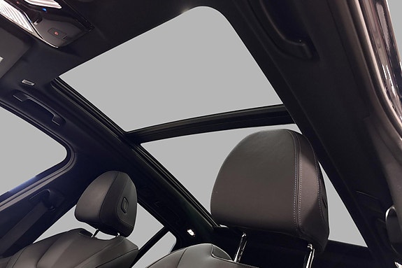 BMW iX3 19 of 25