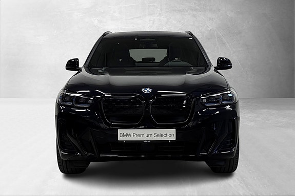 BMW iX3 2 of 25