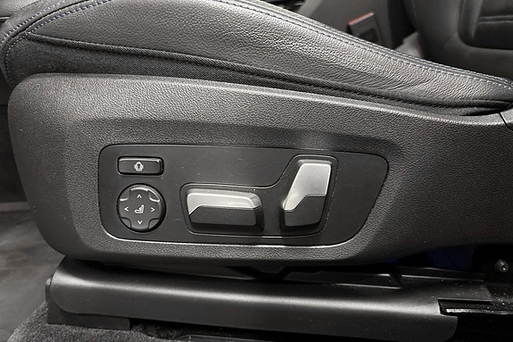 BMW iX3 18 of 25