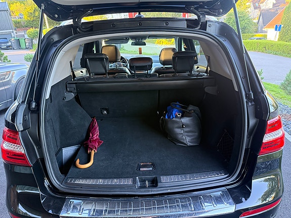 Mercedes-Benz ML250 25 of 30