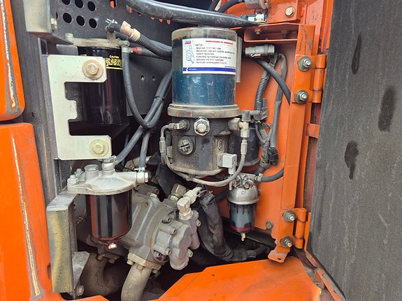 Hitachi Zaxis 85US-5A 17 of 21