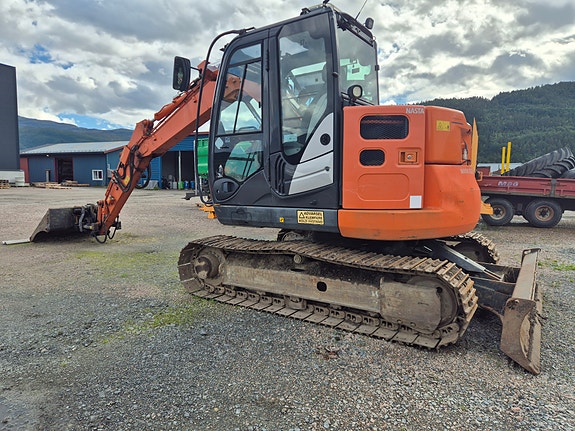 Hitachi Zaxis 85US-5A 6 of 21