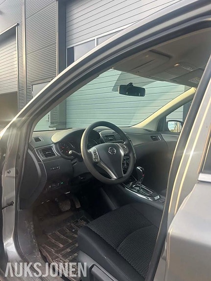 Nissan Pulsar 6 of 8
