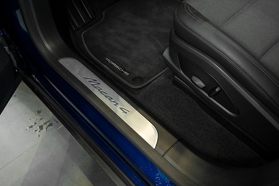 Porsche Macan 14 of 27
