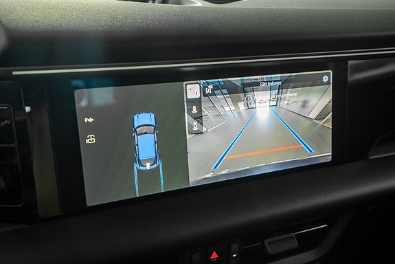 Porsche Macan 23 of 27