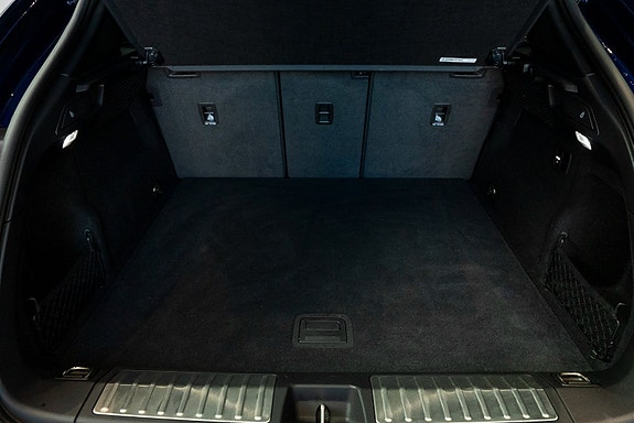 Porsche Macan 9 of 27