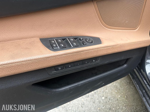 BMW 7-Serie 9 of 18