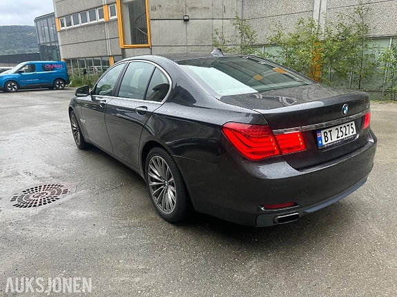 BMW 7-Serie 7 of 18