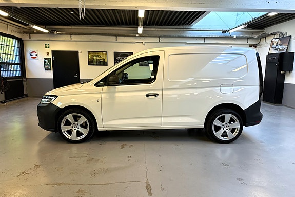 Volkswagen Caddy 2 of 30