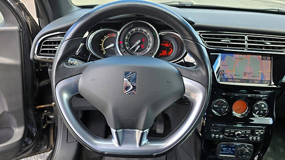 Citroen DS3 15 of 16