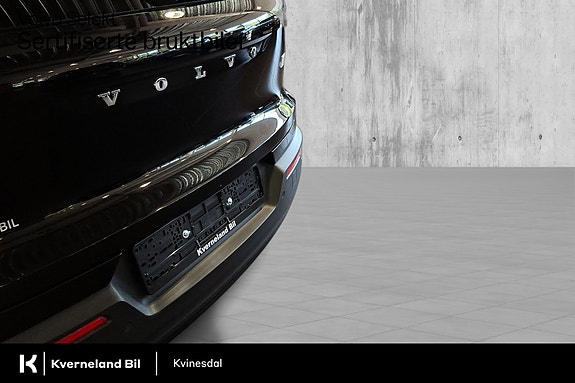 Volvo XC40 25 of 29