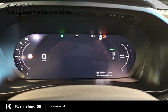Volvo XC40 19 of 29