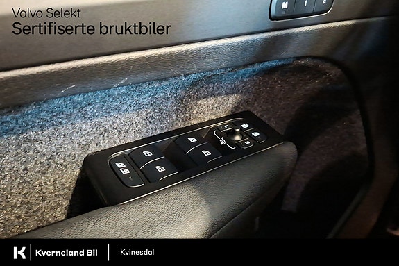Volvo XC40 24 of 29