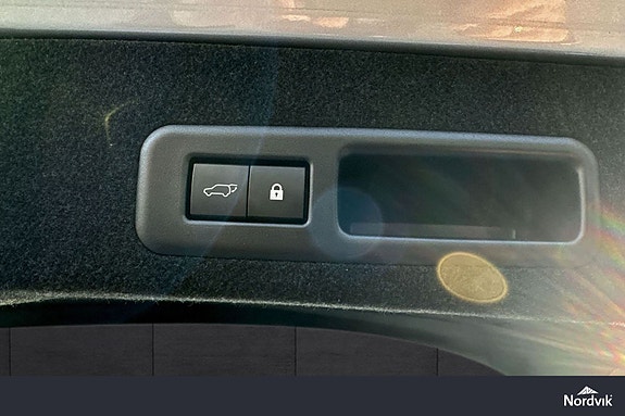 Lexus RX450h 15 of 28