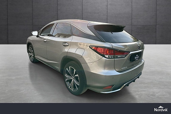 Lexus RX450h 2 of 28