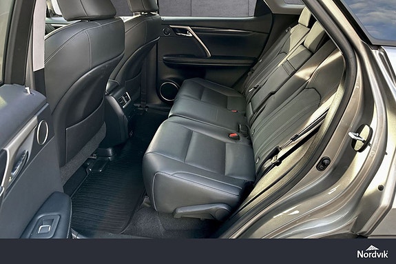 Lexus RX450h 10 of 28