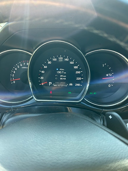 Kia Ceed 9 of 12