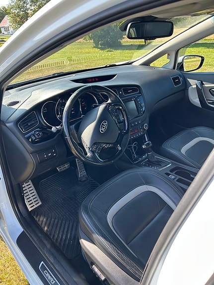 Kia Ceed 10 of 12