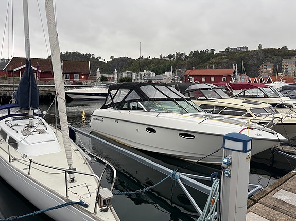 Nor-Dan 820W (Nidelv) topputstyrt med to år gammel Mercury V8 300hk 28 of 30