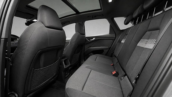 Audi Q4 e-tron 12 of 26