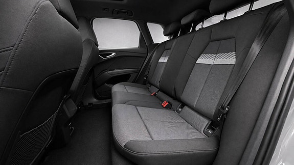 Audi Q4 e-tron 11 of 26