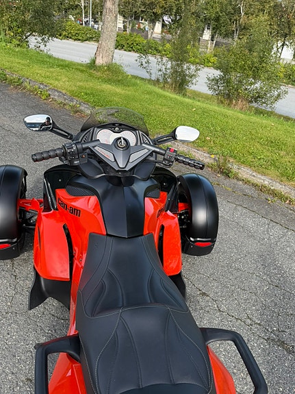 Can-Am Can-Am (ATV) 8 of 17