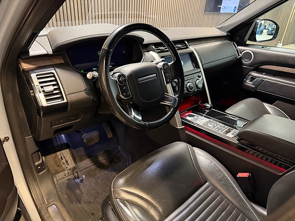 Land Rover Discovery 9 of 25