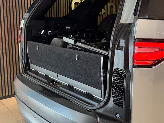 Land Rover Discovery 6 of 25