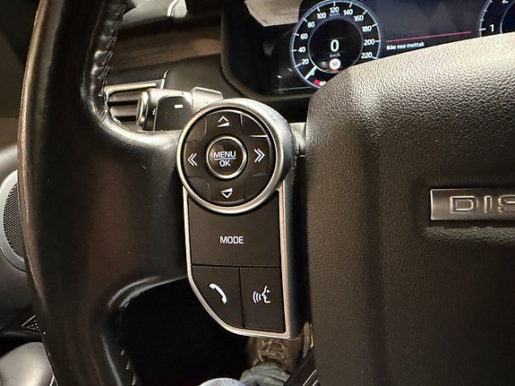 Land Rover Discovery 14 of 25