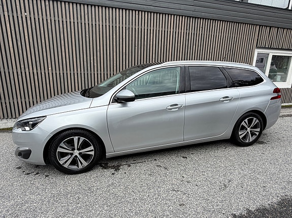 Peugeot 308 3 of 30