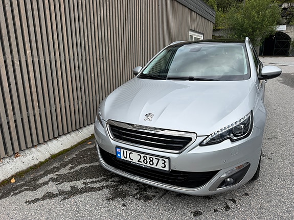 Peugeot 308 2 of 30