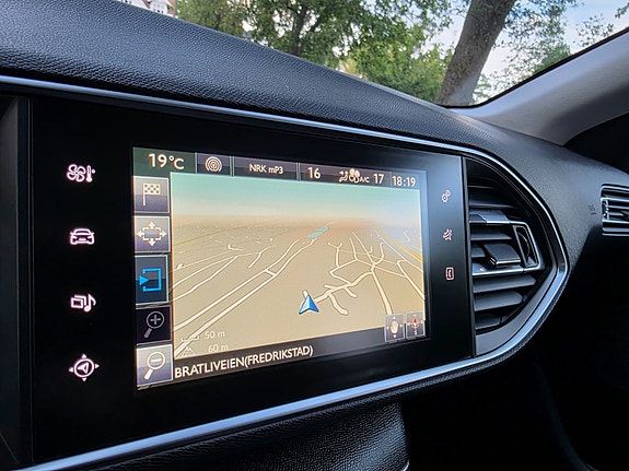 Peugeot 308 15 of 19